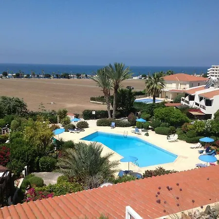 Sea View Apartment, Close To Amenities * Paphos