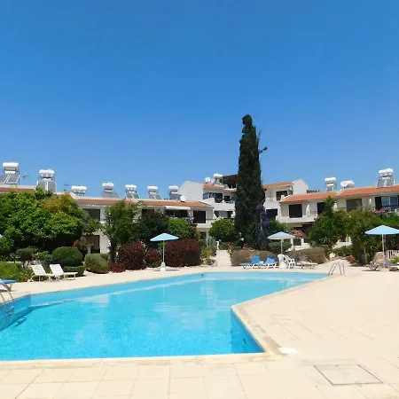 Sea View Apartment, Close To Amenities * Paphos