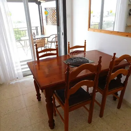 Sea View Apartment, Close To Amenities * Paphos
