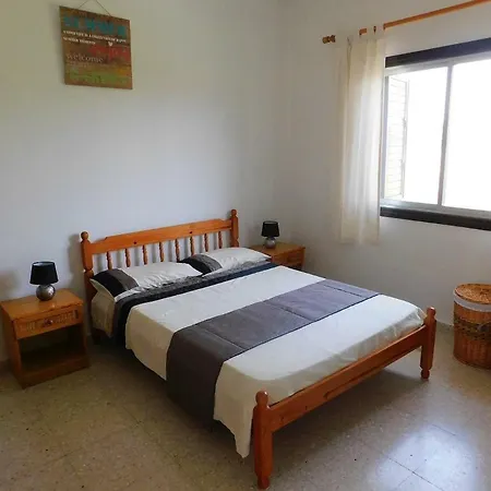 Sea View Apartment, Close To Amenities 아파트 *